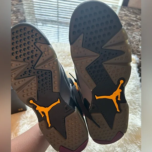 Jordan Retro 6 “Bordeaux”